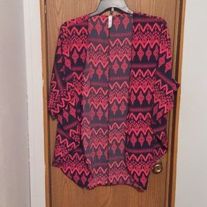 Women’s Shirt Sleeve Cover Up